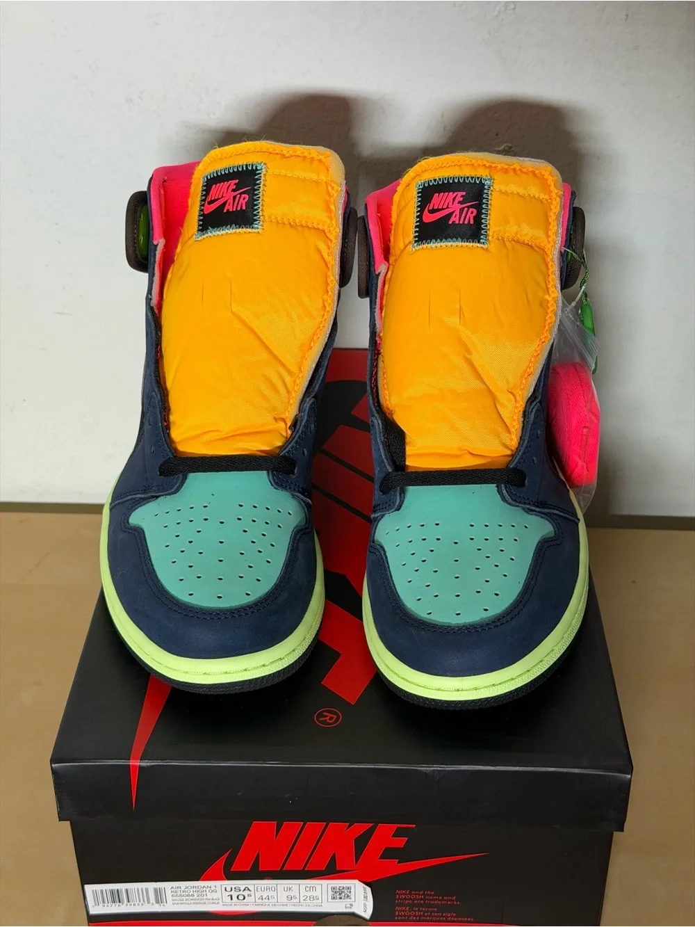 Nike Air Jordan 1 Retro High Tokyo Bio Hack Sneakers 555088-201 Size 10.5 DS